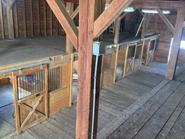 198 North End Road, Townsend, MA 01469