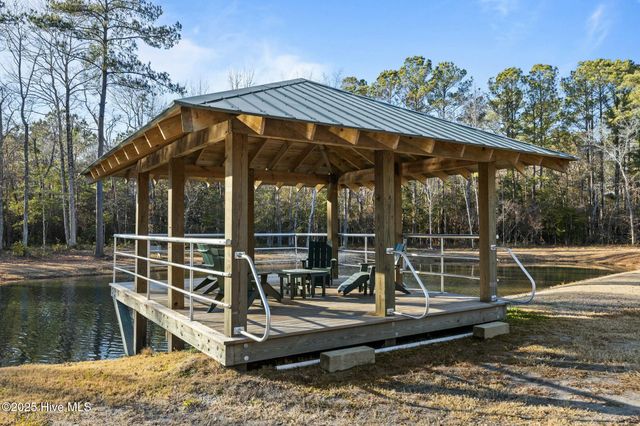 112 Indian Trail, Beaufort, NC 28516