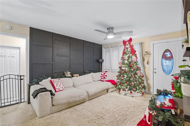 16 Rexford DR, Newport News, VA 23608