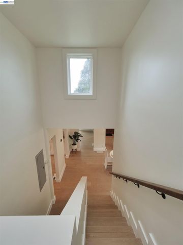 415 Berkeley Park Blvd, Kensington, CA 94706