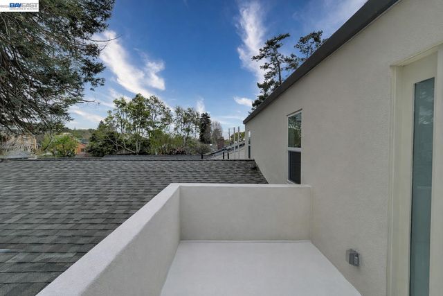 415 Berkeley Park Blvd, Kensington, CA 94706