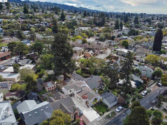 415 Berkeley Park Blvd, Kensington, CA 94706