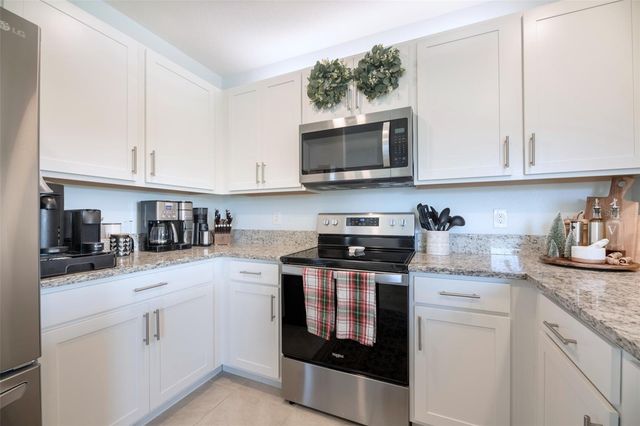 3124 ARECA AVENUE, New Smyrna Beach, FL 32168