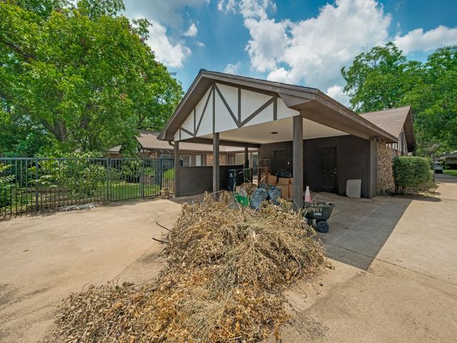 1404 Paisley Drive, Arlington, TX 76015