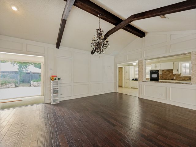 1404 Paisley Drive, Arlington, TX 76015