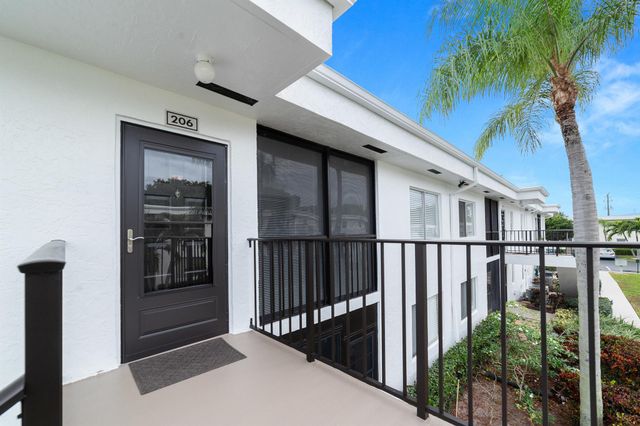 14897 Bal Moral Lane 206, Delray Beach, FL 33446