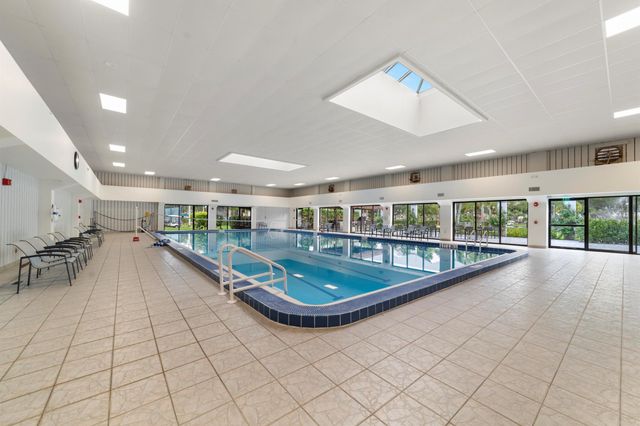 14897 Bal Moral Lane 206, Delray Beach, FL 33446