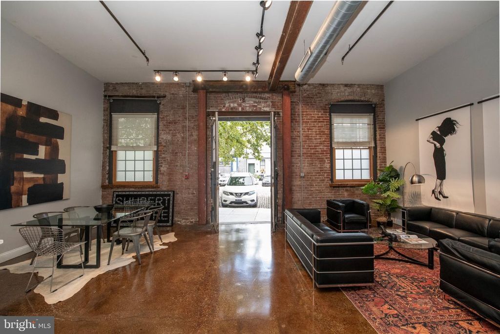 2135-00 E SUSQUEHANNA AVE #1C, PHILADELPHIA, PA 19125 — exterior