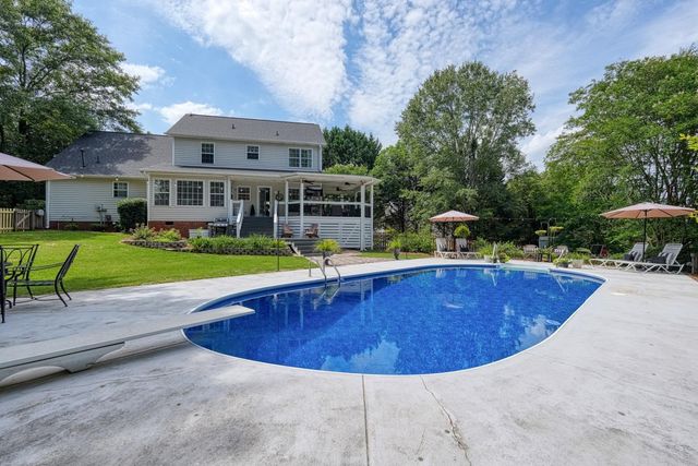 215 Doral Court, Spartanburg, SC 29301