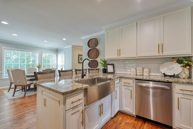 215 Doral Court, Spartanburg, SC 29301