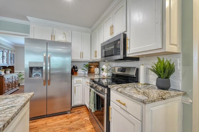 215 Doral Court, Spartanburg, SC 29301