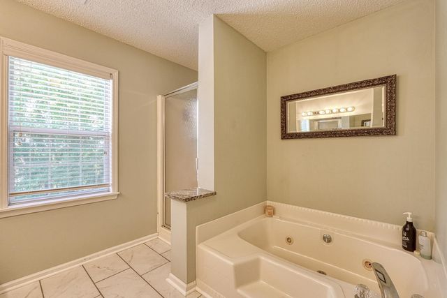 215 Doral Court, Spartanburg, SC 29301