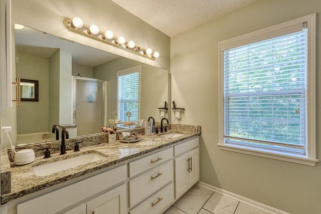 215 Doral Court, Spartanburg, SC 29301
