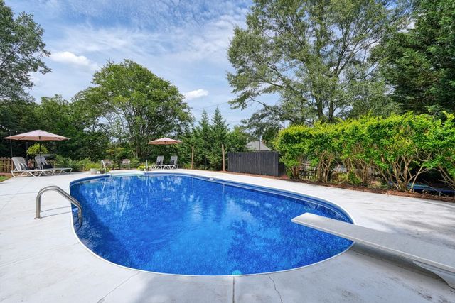 215 Doral Court, Spartanburg, SC 29301