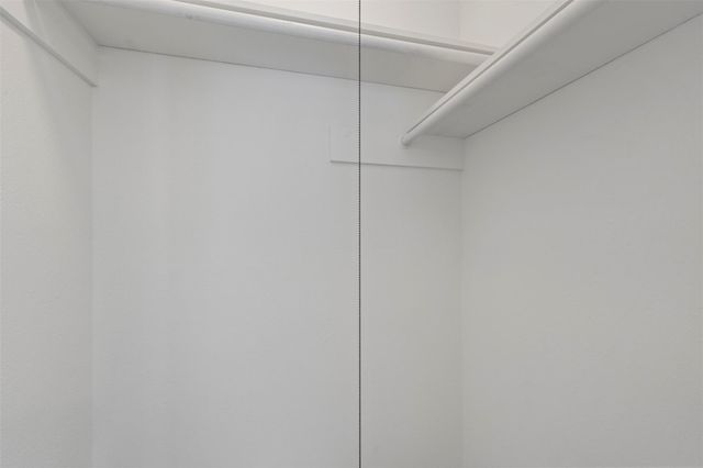 119 Wood Hollow Drive, League City, TX 77573