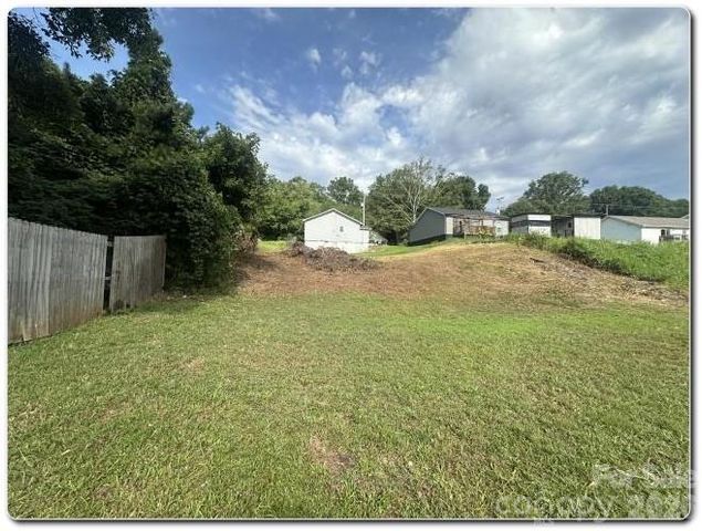 911 N Chester Street, Gastonia, NC 28052