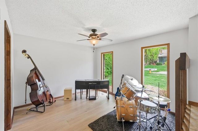 13105 W 69th Street, Shawnee, KS 66216