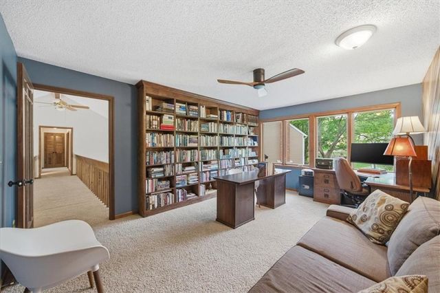 13105 W 69th Street, Shawnee, KS 66216