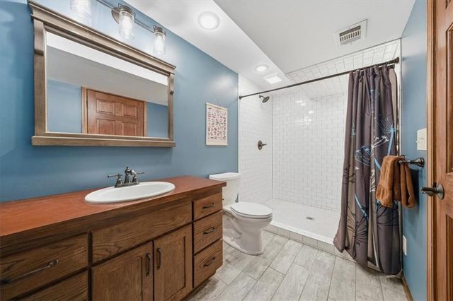 13105 W 69th Street, Shawnee, KS 66216