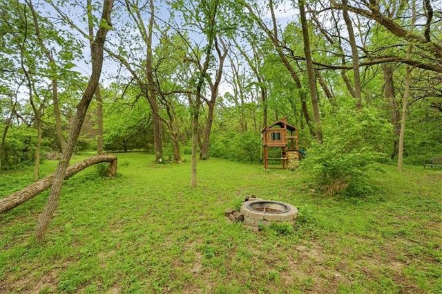 13105 W 69th Street, Shawnee, KS 66216