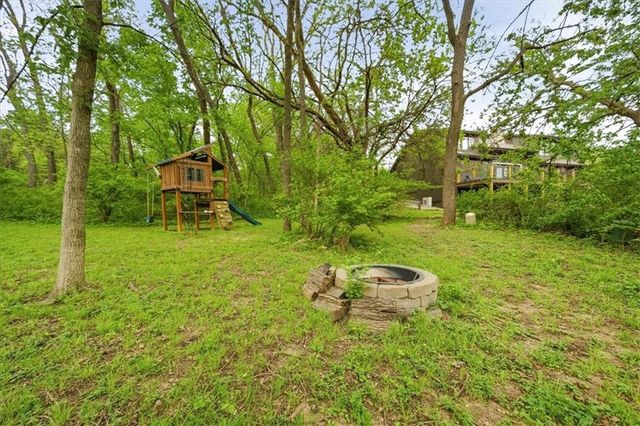 13105 W 69th Street, Shawnee, KS 66216