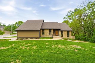 13105 W 69th Street, Shawnee, KS 66216