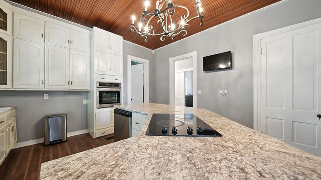 320 MAPLE ST N, Covington, TN 38019