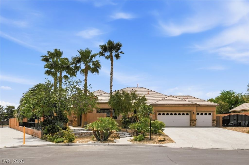 5527 Breecher Avenue, Las Vegas, NV 89131