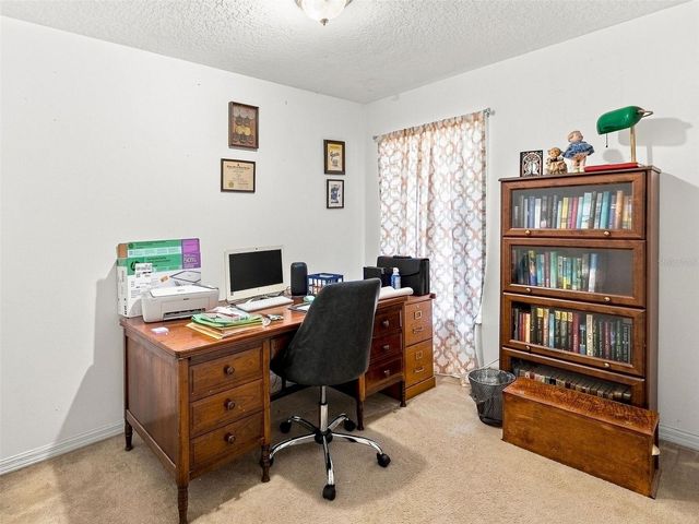 1037 E YUKON STREET, Tampa, FL 33604
