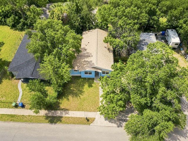 1037 E YUKON STREET, Tampa, FL 33604