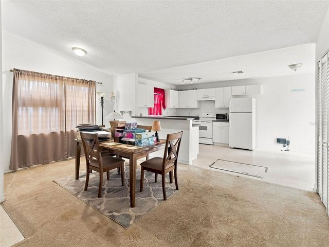 1037 E YUKON STREET, Tampa, FL 33604