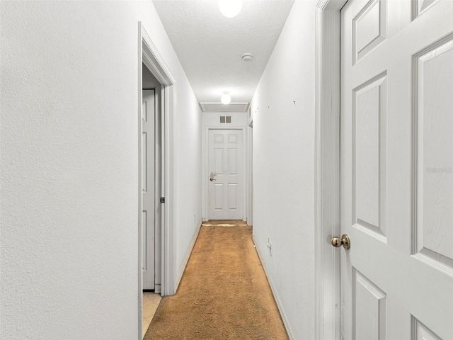 1037 E YUKON STREET, Tampa, FL 33604