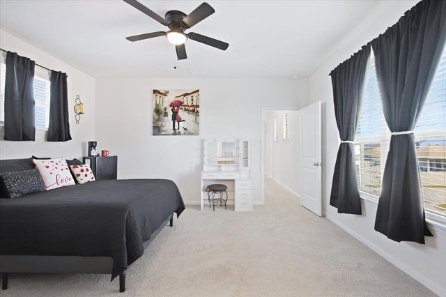 183 Weaver LN, Bastrop, TX 78602