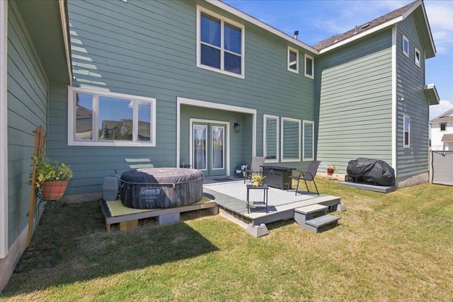 183 Weaver LN, Bastrop, TX 78602