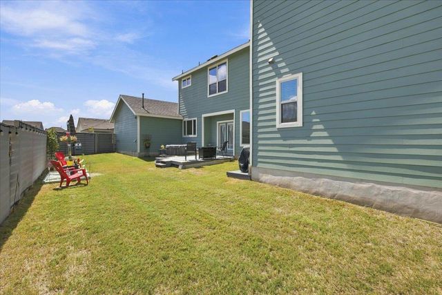 183 Weaver LN, Bastrop, TX 78602