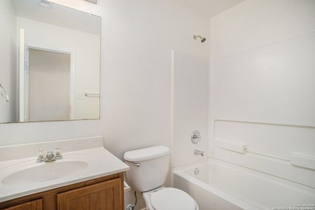 8510 Silver Willow, San Antonio, TX 78254