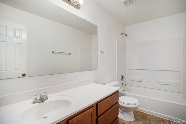 8510 Silver Willow, San Antonio, TX 78254