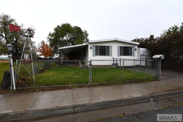 1535 Dartmouth Drive, Idaho Falls, ID 83402