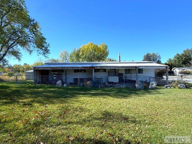 1535 Dartmouth Drive, Idaho Falls, ID 83402