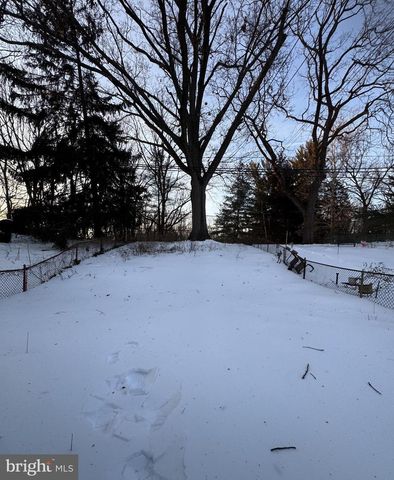 749 CINNAMINSON ST, Philadelphia, PA 19128