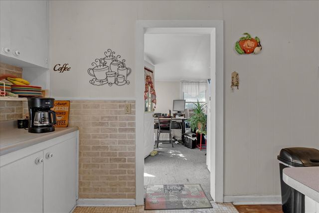 409 E Freeport Street, Broken Arrow, OK 74012
