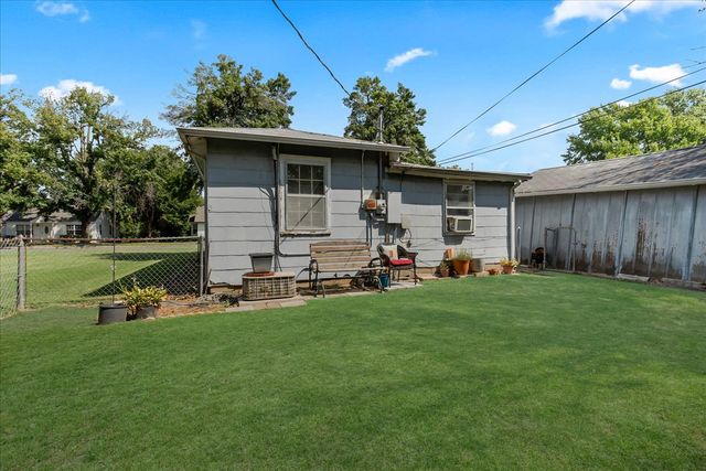 409 E Freeport Street, Broken Arrow, OK 74012