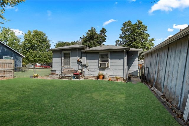 409 E Freeport Street, Broken Arrow, OK 74012