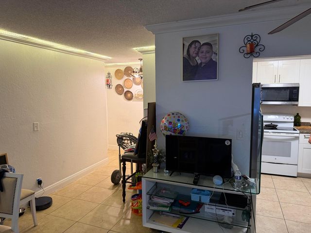 3100 Coral Springs Drive 1i, Coral Springs, FL 33065