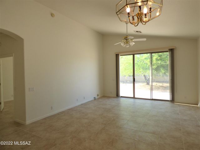 91 E FIREWHEEL Place, Oro Valley, AZ 85755