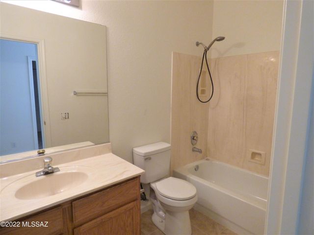 91 E FIREWHEEL Place, Oro Valley, AZ 85755