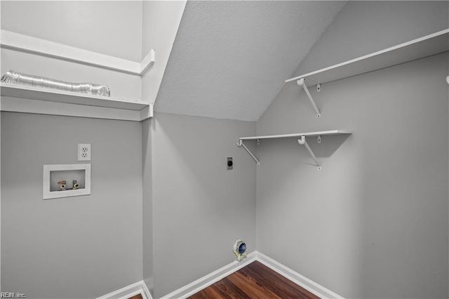 2100 Oaklawn CT, Virginia Beach, VA 23454