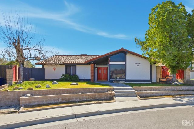 403 Alpine Street, Taft, CA 93268