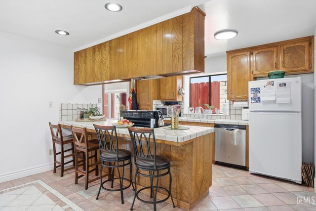 403 Alpine Street, Taft, CA 93268