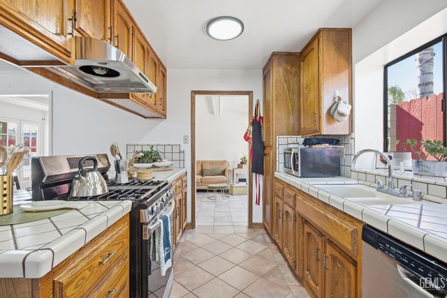 403 Alpine Street, Taft, CA 93268